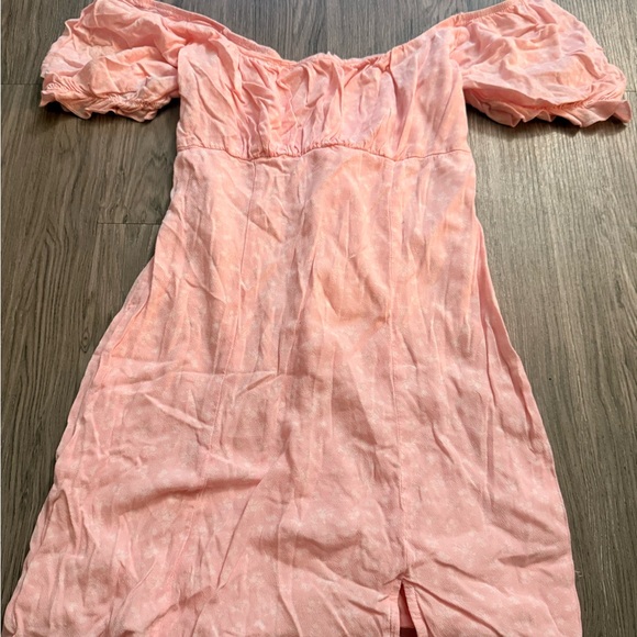 Dresses & Skirts - Pink Off-Shoulder Puff Sleeve Dress